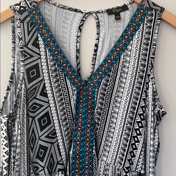 Open shoulder blouse - Picture 4 of 5